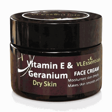 Load image into Gallery viewer, VLESSENTIALS Dry Skin Duo Set | Vitamin E Serum + Cream | Hydration Kit 30ml + 50g VLEssentials.Beauty